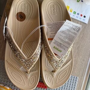 NWT CROCS Women's Sparkling Sandals- color nude, suze8
